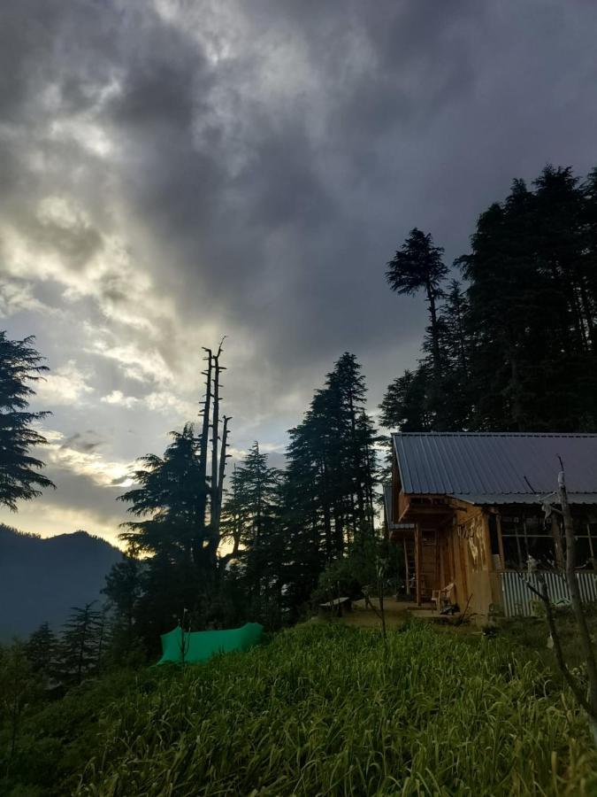 Deep In Woods Villa Jibhi Exterior photo